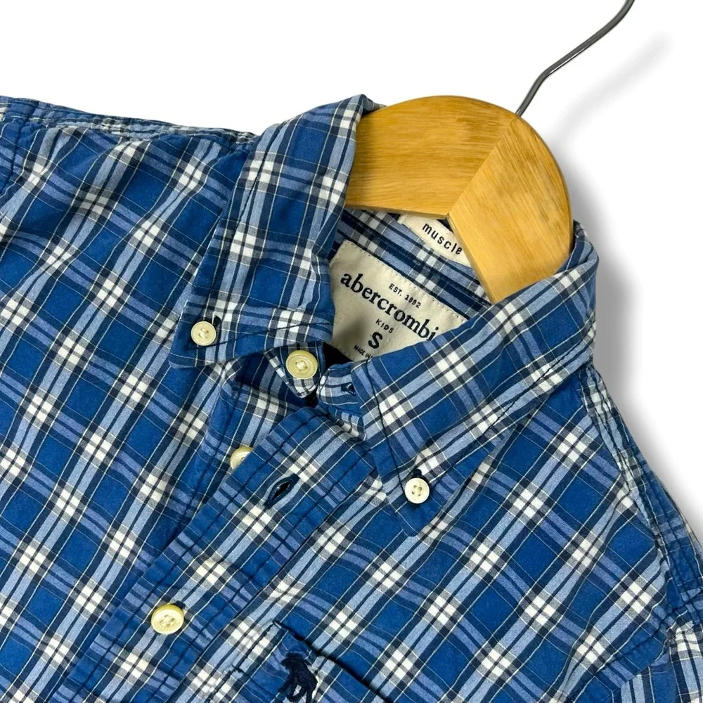 Abercrombie‎ Kids Boys Muscle Button Up Plaid Size S